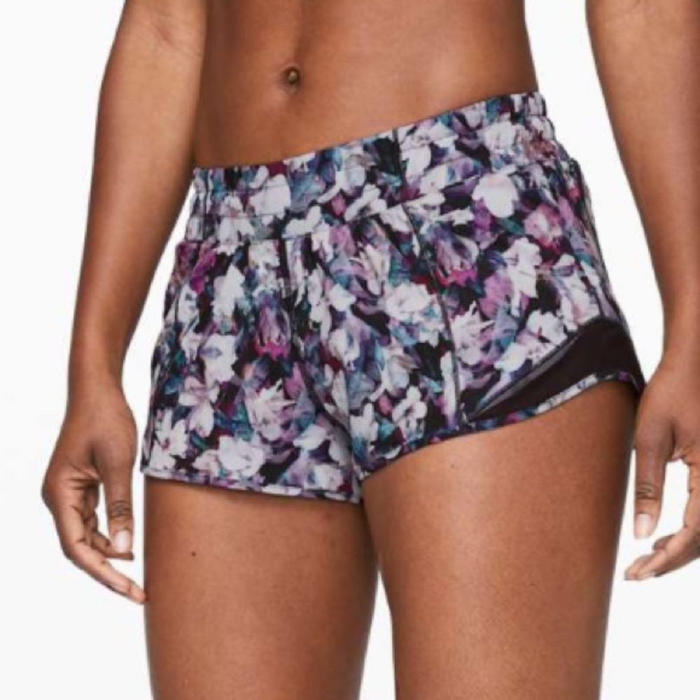 Lululemon Hotty Hot Shorts ll